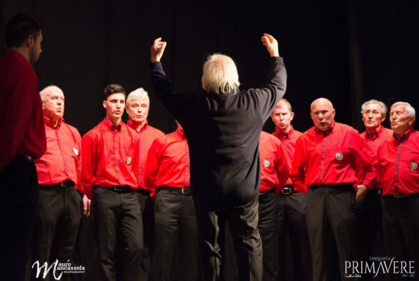 Coro Monti Pallidi con Bepi De Marzi